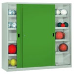 Schiebetürenschrank, Ballschrank - Schiebetüren - Trennwand - 8 Böden - 1.950x2.000x600 mm (HxBxT) - lichtgrau/resedagrün