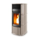 Pelletofen MCZ Suite Air 10 R 10 kW – Ausführung: 113 Warm Grey ceramic